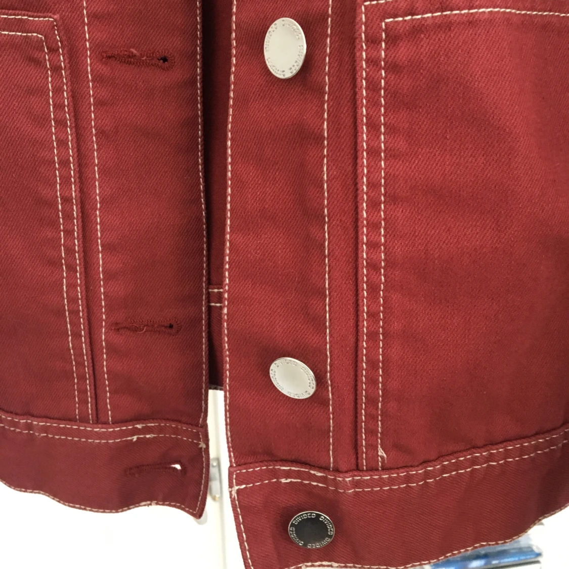 Mörkröd jeansjacka - 91