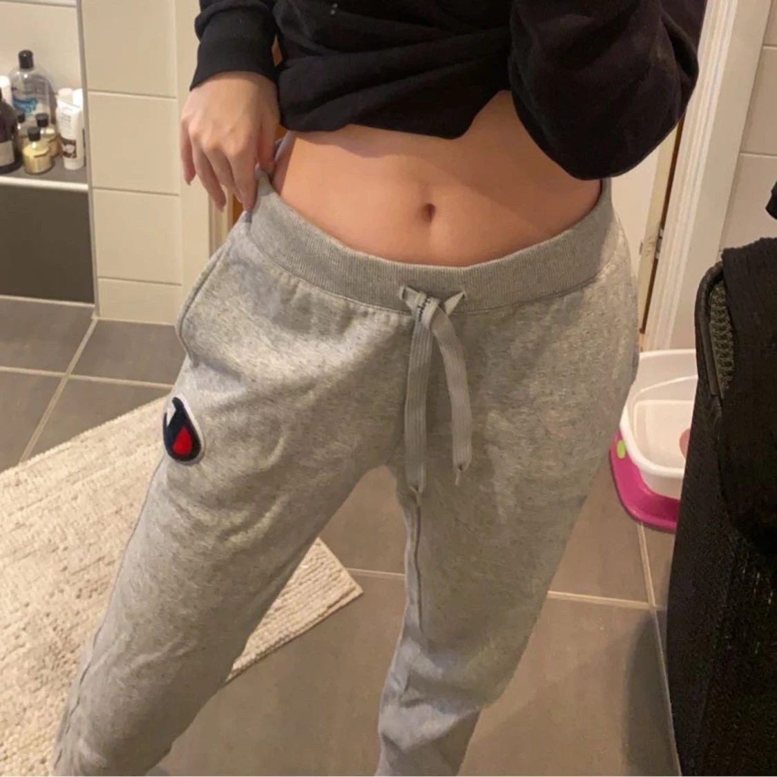 Lågmidjade mjukisbyxor