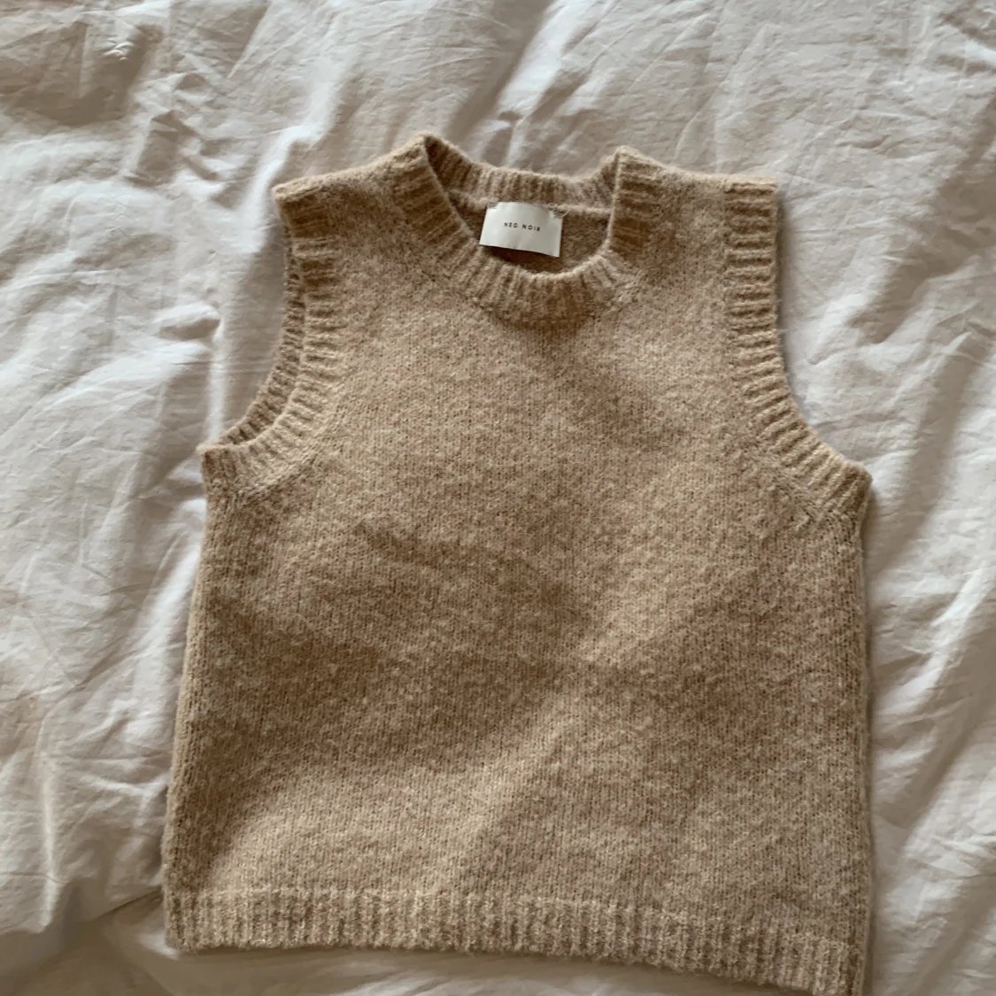 Strikket vest, Neo Noir - 90