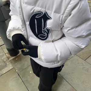 Corvidae jacket sige small and medium - Rare puffer limeted Stock puffer