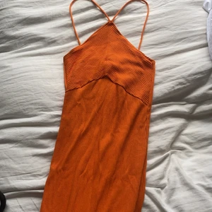 Klänning - Aldrig använd:)