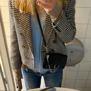 kappa/kavaj  - Säljer min ursnygga kavaj/kappa som passar till sen sommar/ höst storlek M men passar S 