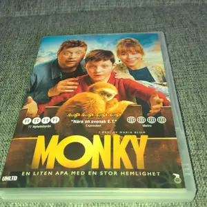 Dvd skiva med filmen MONKY. En bra film men kommer tyvärr inte till användning eftersom att vi inte har en dvd spelare. Läs om filmen på bild nmr 3. 