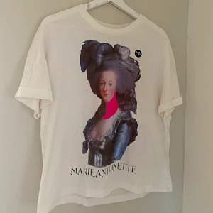 Tshirt - ✨ frakt inräknat i priset