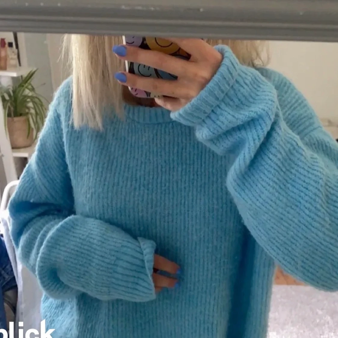 Blå stickad tröja - 90