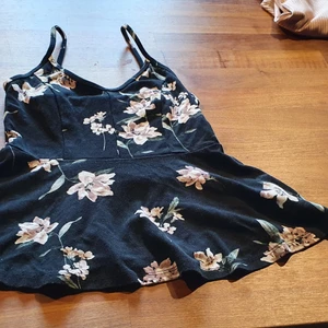 Super fin blus  - Helt ny blus jätte fin.