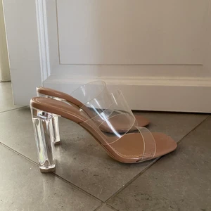 Zara klackar  - Helt nya! 