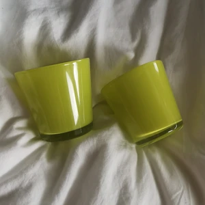 Ljushållare - Jätte fina glas ljushållare färgen grön