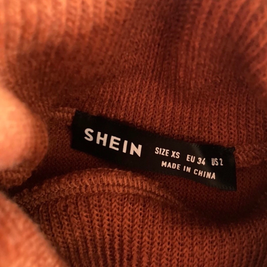 Cropped high neck jumper  - 90