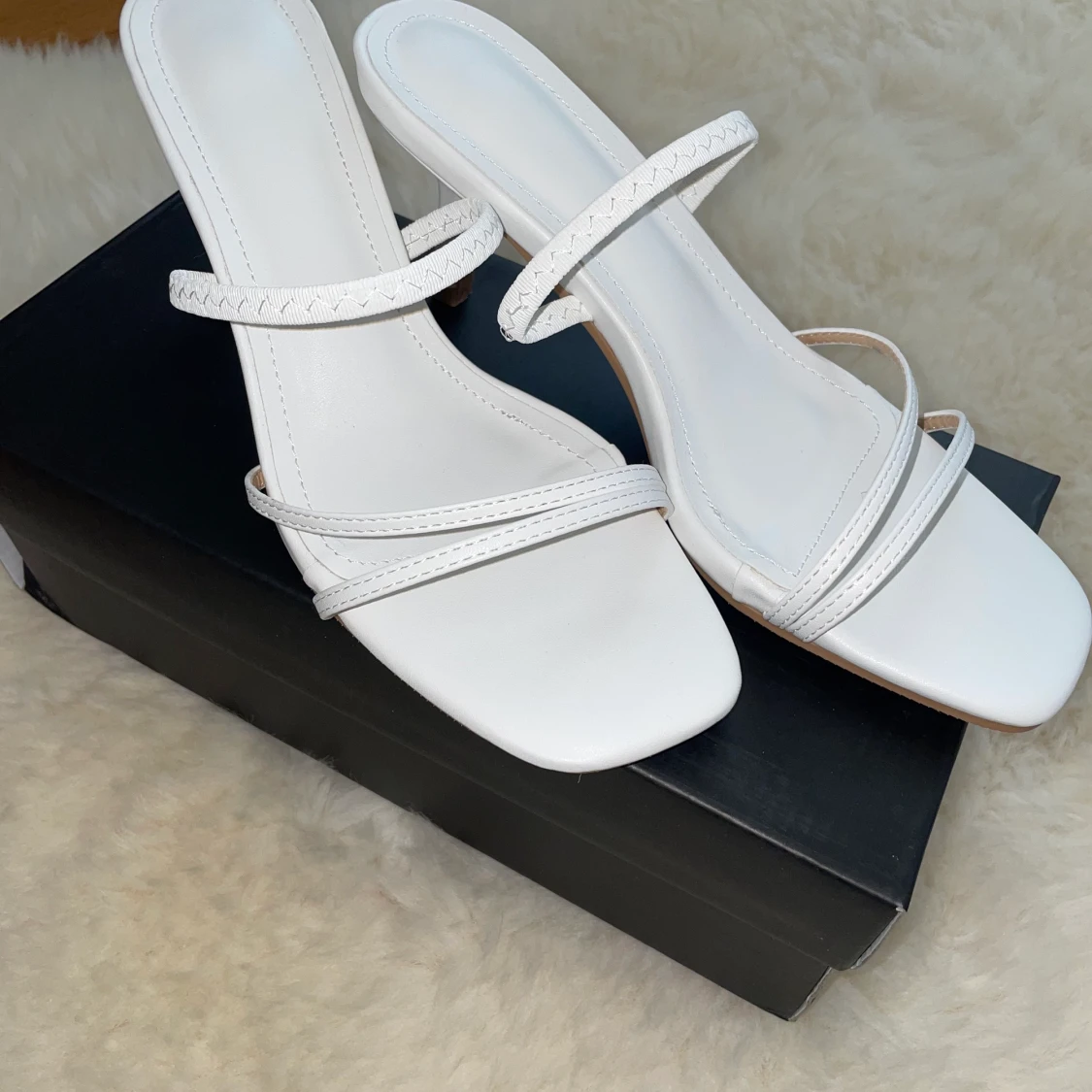 Sandaler med klackar