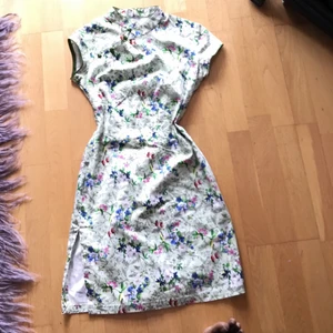 Summer klãnning  - Passar xxs- s bra till summer och bud i kommentarna 