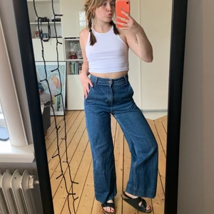 Weekday jeans - Jeans från Weekday! Säljs inte längre i butik och har samma passform som ace förutom att den har mer markerad midja!🥰 nyskick!! 