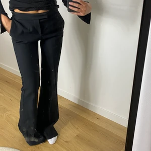 Kostymbyxor - Dessa kostymbyxor är i bra skick och använda några fåtal gånger. Älskar passformen på dem.