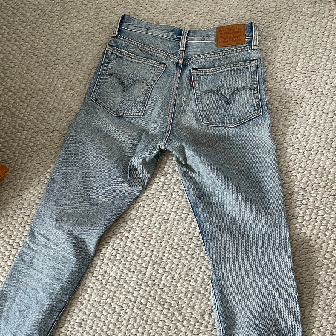 Levi’s jeans - 91