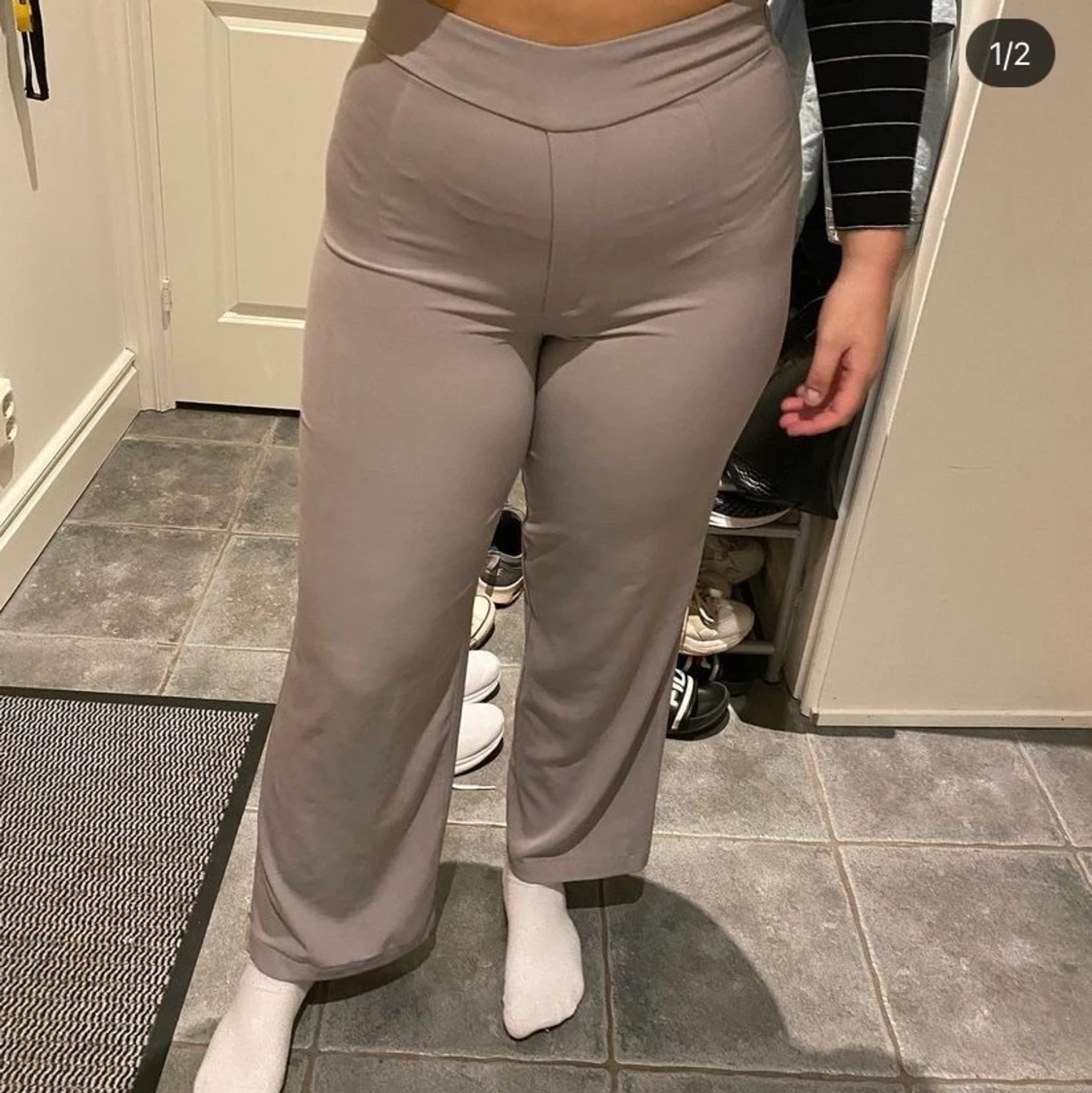 Byxor från bikbok  - 90