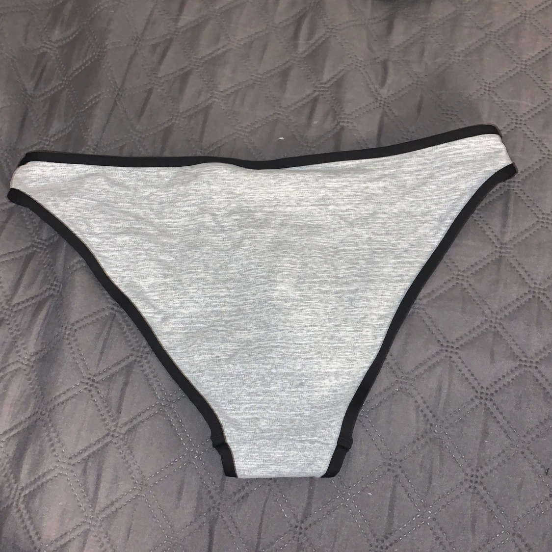 Bikini trosor, storlek M - 90