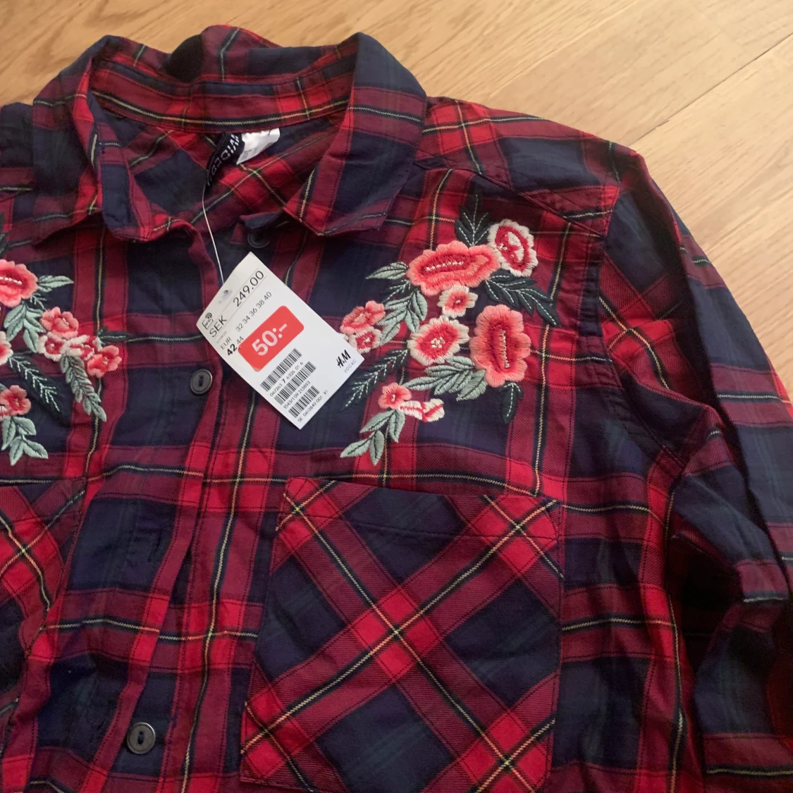 Cool tröja med detaljer - 90