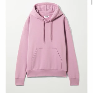Weekday hoodie - Hoodie från weekday i en ” overzized ” modell. Köpt för 400 kr och aldrig använd. Som nyskick!