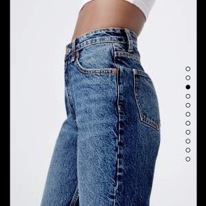 Snygga zara jeans i st 36, använda 1 gång. Säljes då de är för små på mig. Lånade bilder, skickar självklart egna bilder om intresse finns. 