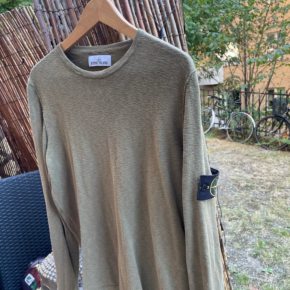 Stone Island tröja.