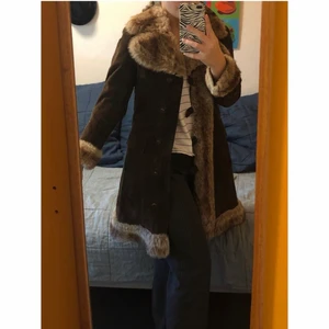 Vintage - Sååå najs jacka som bara inte passar min stil längre💔 Hoppas att den kan hitta ett nytt hem!