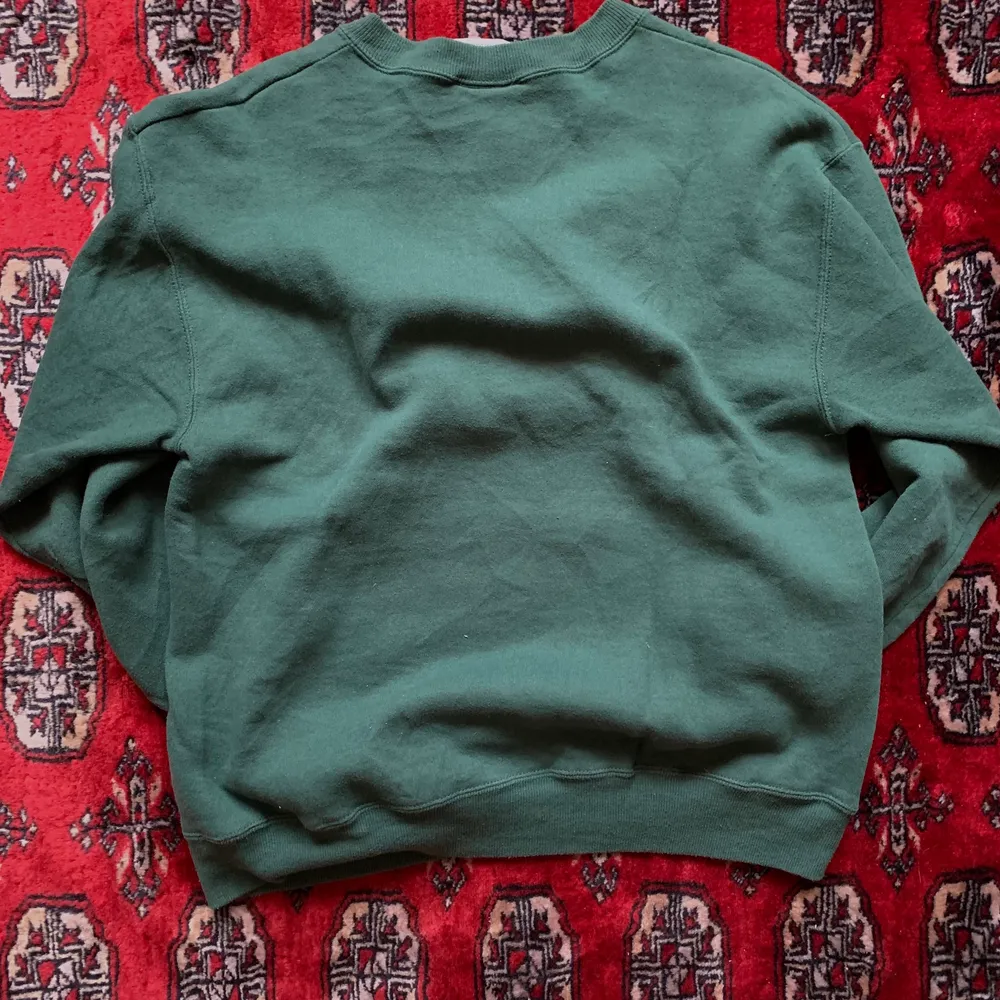 Vintage nfl sweatshirt med tryck från Lee. Tröjor & Koftor.