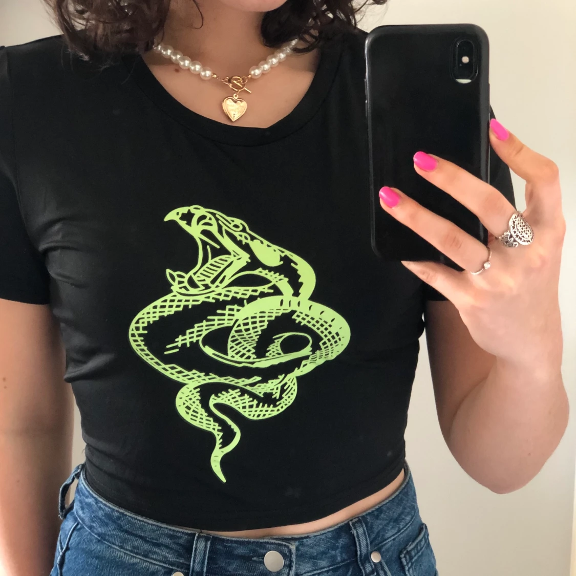 Svart Graphic top med orm