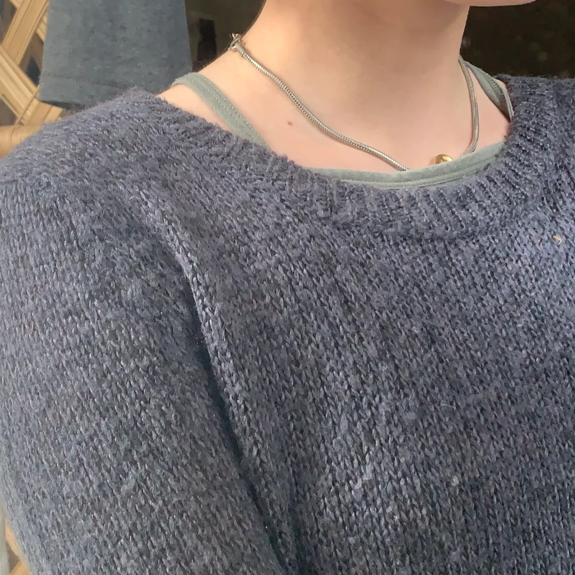 Stickad grå långärmad tröja strl XS