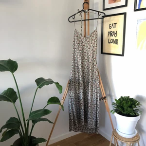 Floral dress  - Abercrombie & Fitch .fin för sommar 