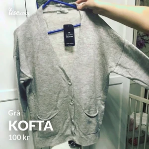 Grå kofta - En ny kofta för 100kr 
