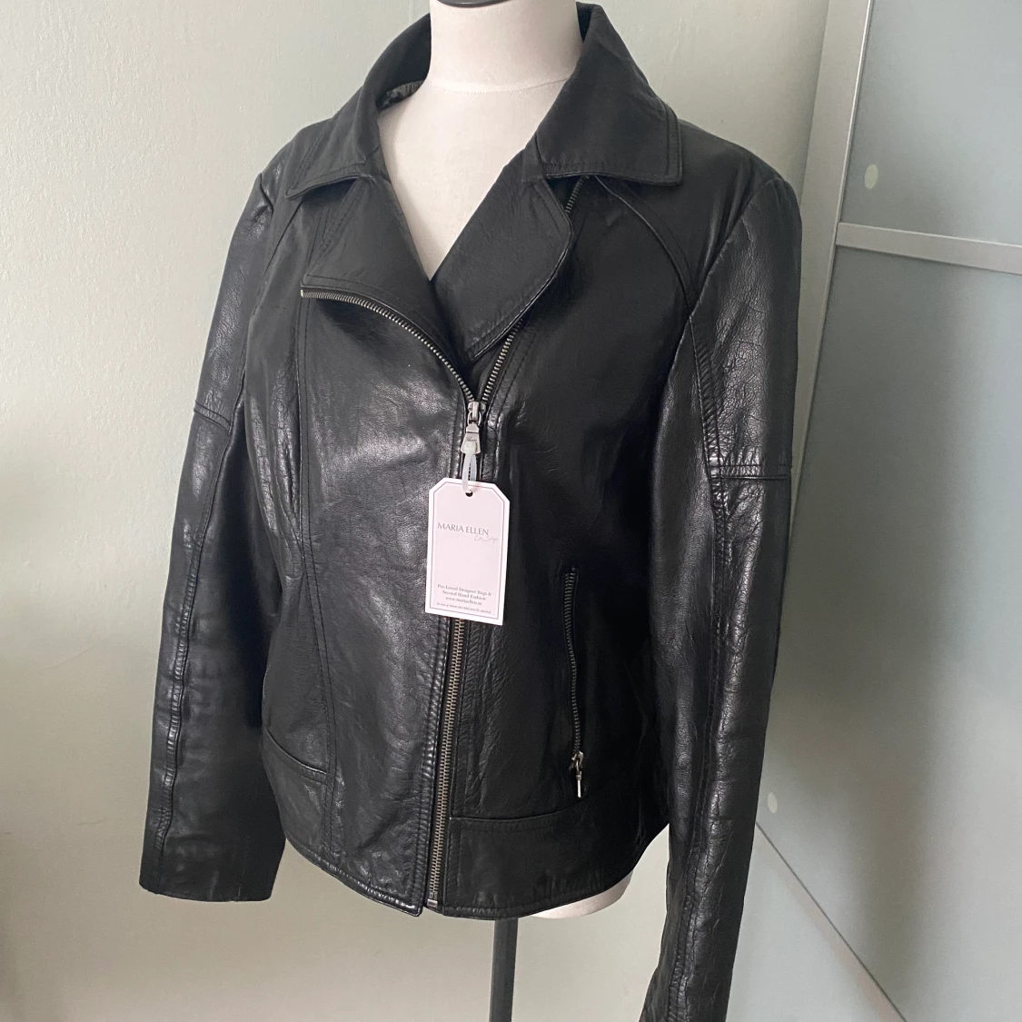 Guess skinnjacka mycket bra skick XL svart  - 90