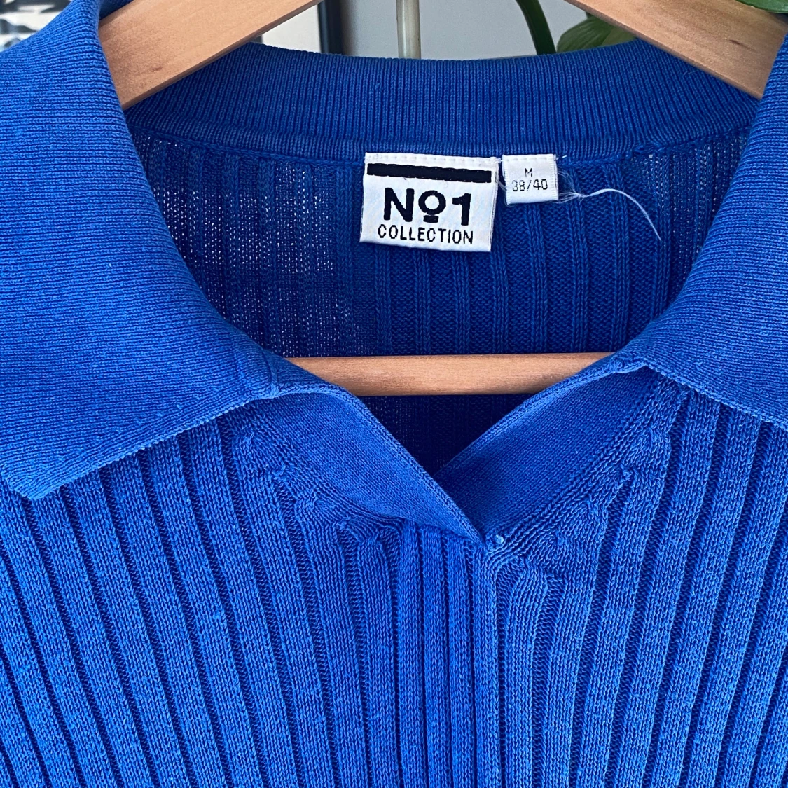 Blå ribbad topp - 91