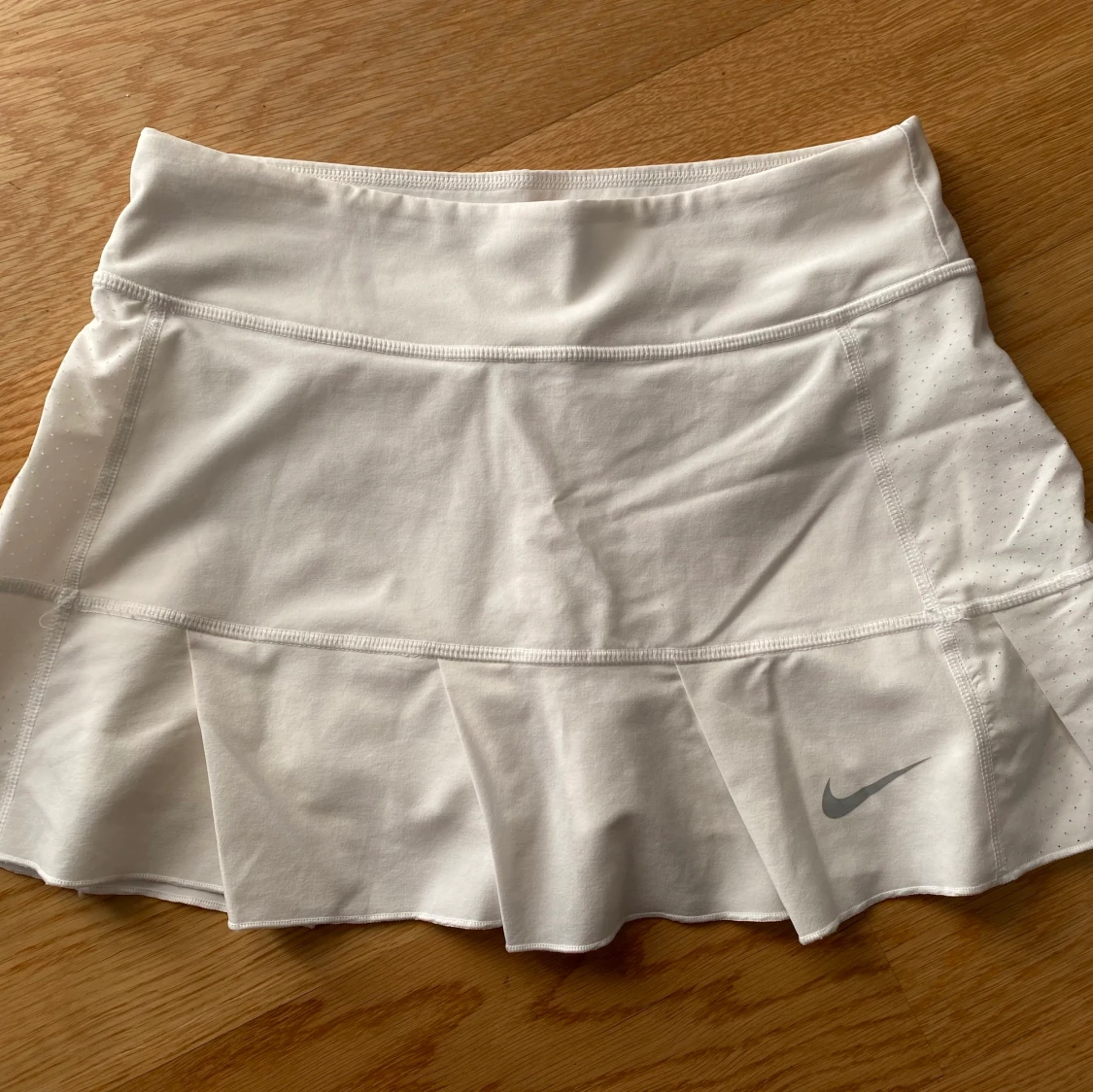 Tenniskjol / träninsgkjol