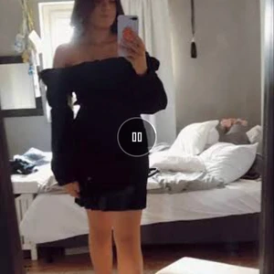 Nakd klänning - Använd 1 gång, super fint skick💙 (Ni står för frakt)