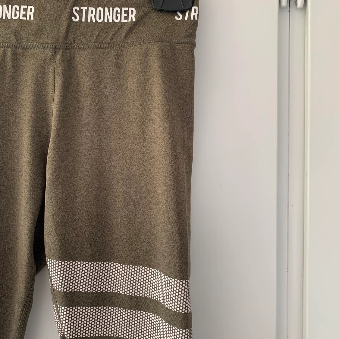 Stronger Träningsbyxa - 90