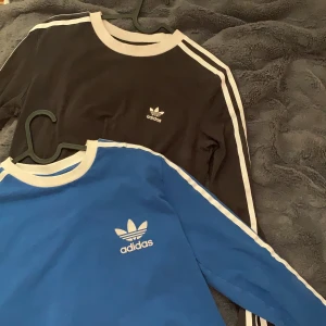Adidas Long Sleeve - Den blå är croppad och i storlek M 💙 SVARTA SÅLD 