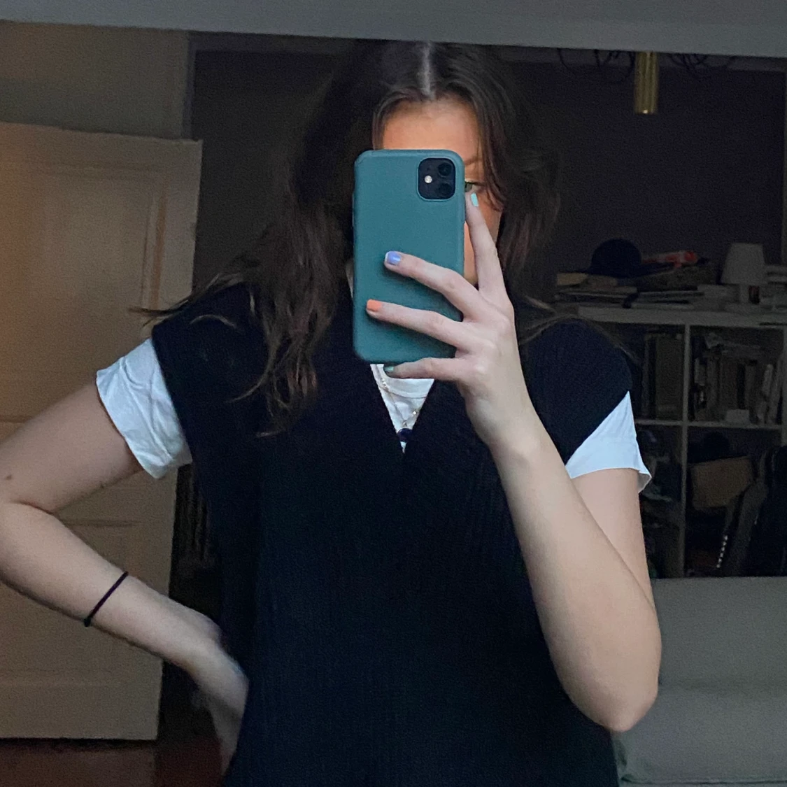 Svart Väst / slipover  - 90