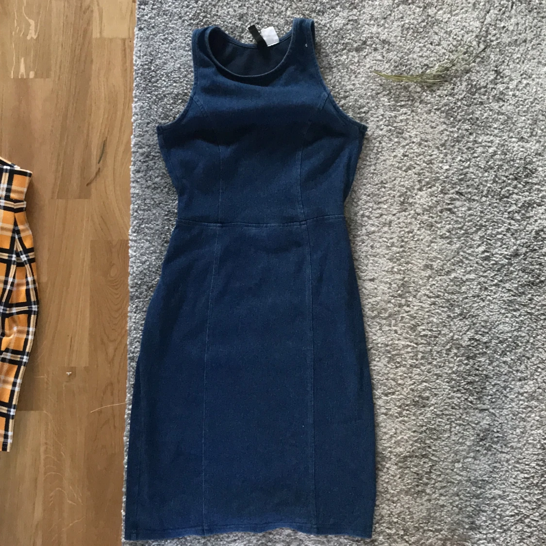 Tight denimklänning