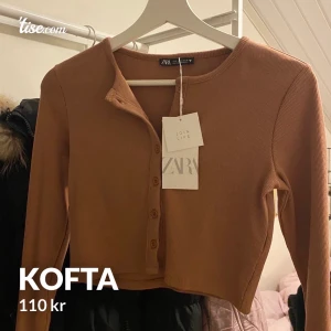 Kofta - Helt ny kofta från zara som inte hittas i butik längre. Storlek S. Frakt ingår.