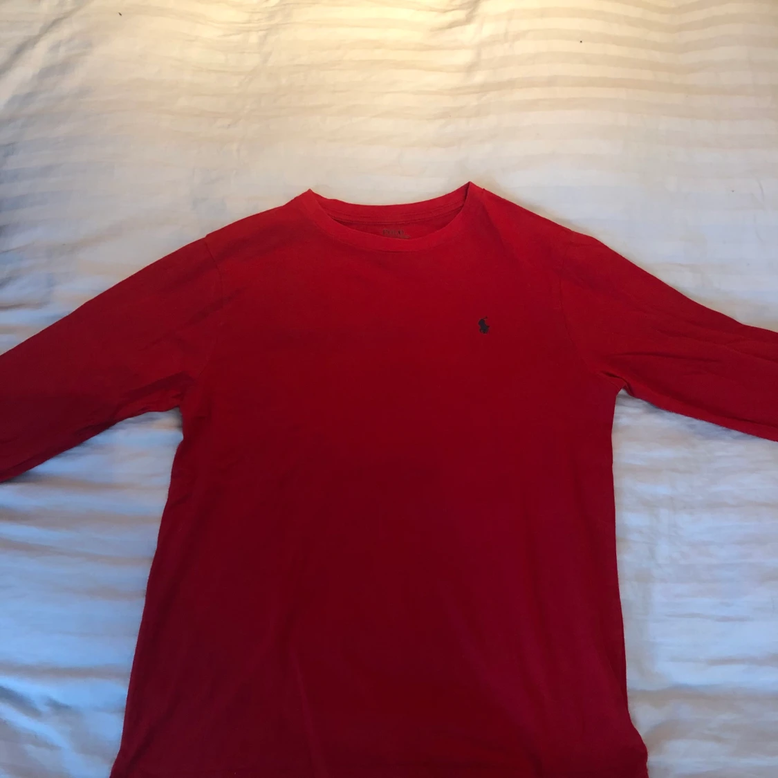 Röd Ralph Lauren tröja 