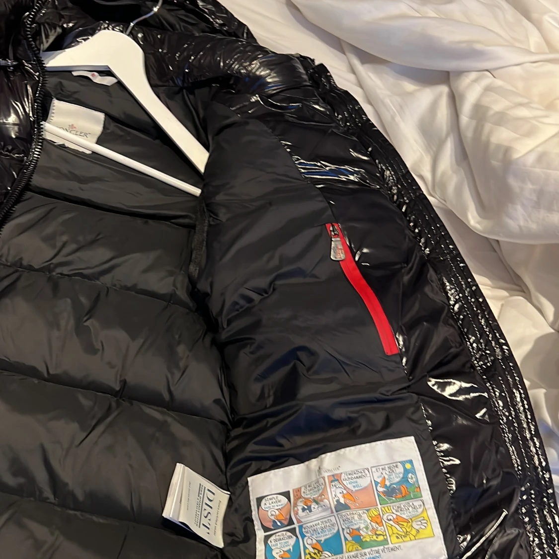 Moncler jacka.  - 91