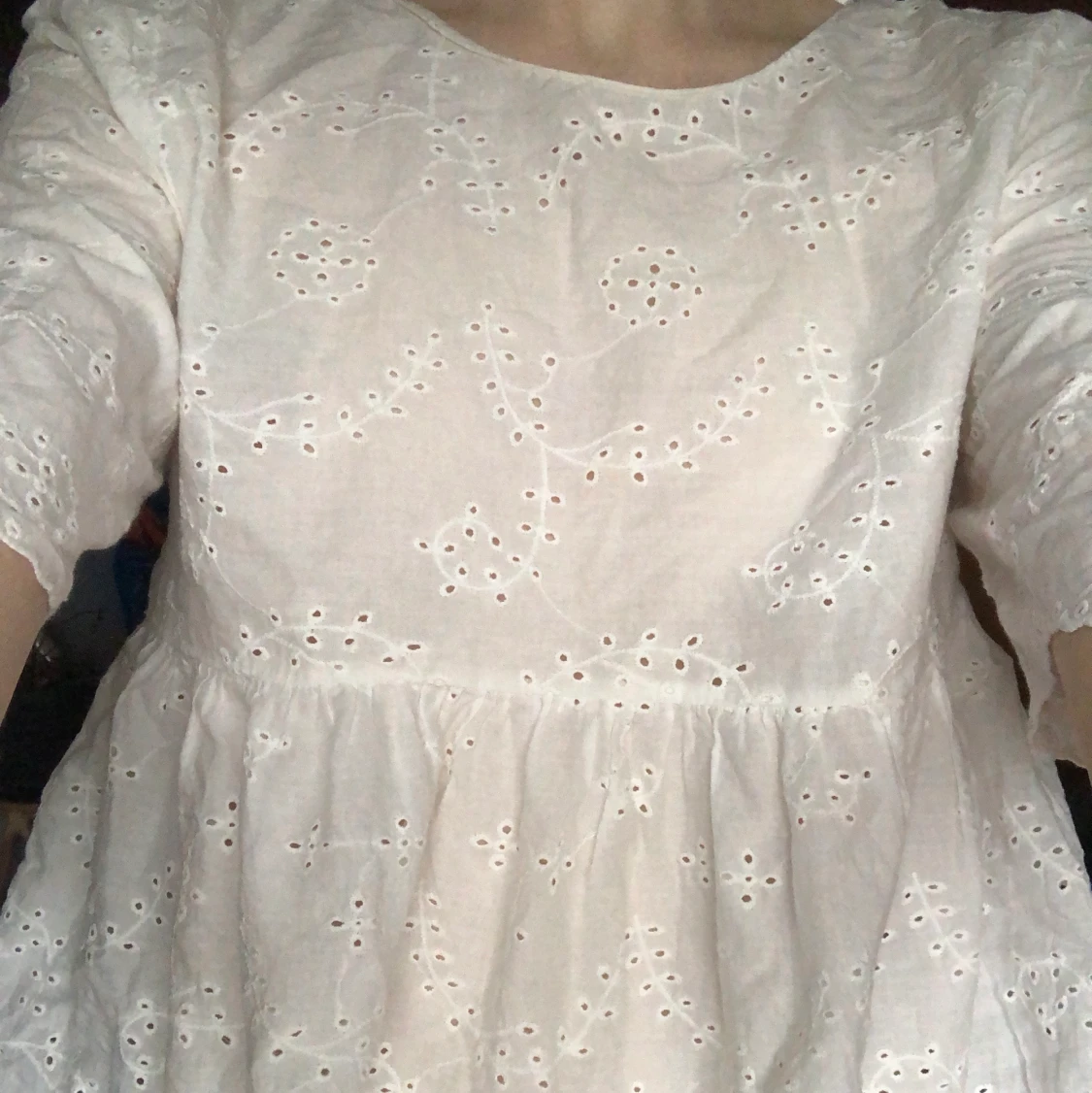 Vit puffig sommartröja - 91