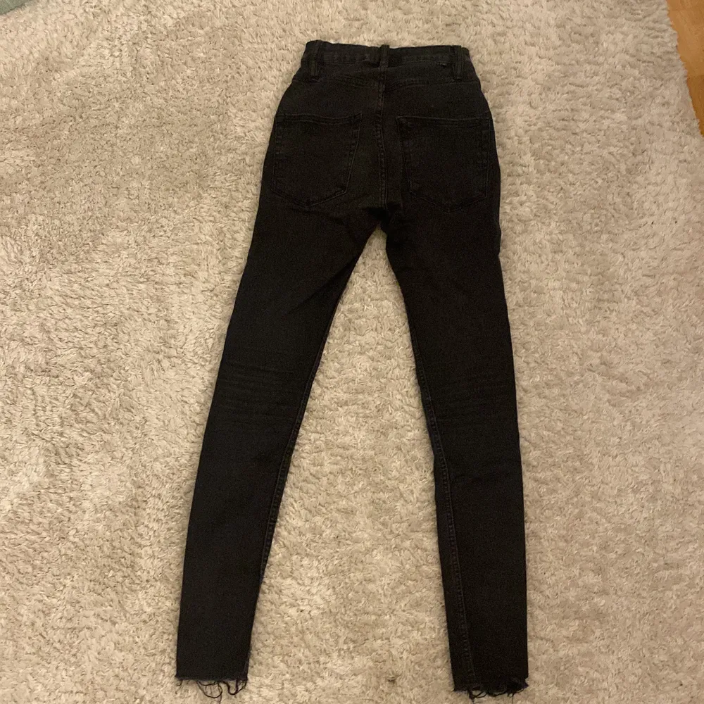 Svarta jeans från Lager157 i storlek XS💞 Köparen står för frakt🌟. Jeans & Byxor.