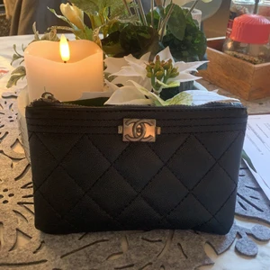 Cc korthållare  - Säljer denna då den ej kommer till användning använd men fin 