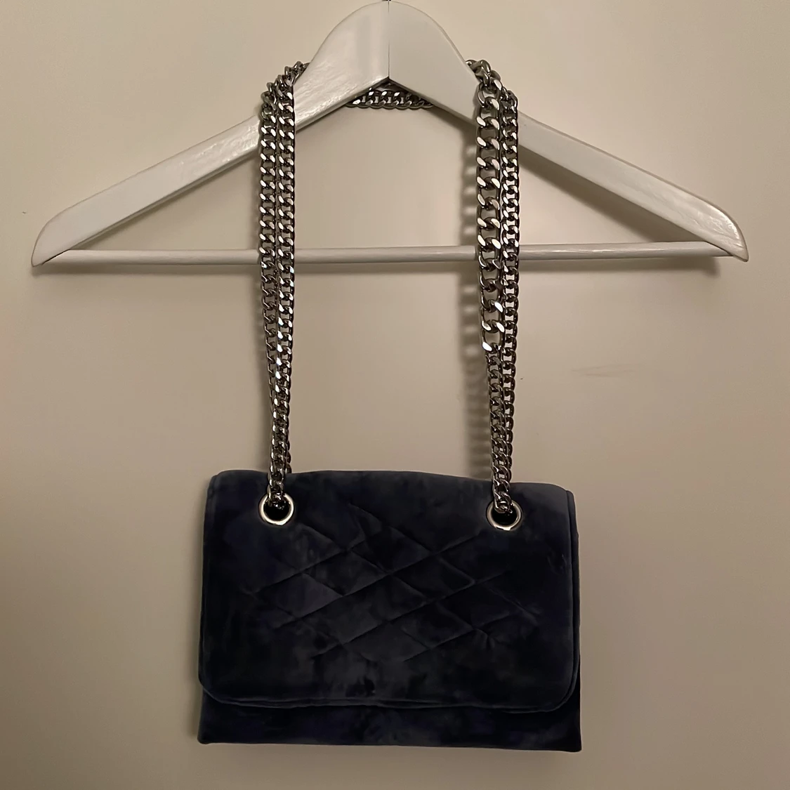 Mango sammet handväska - 90