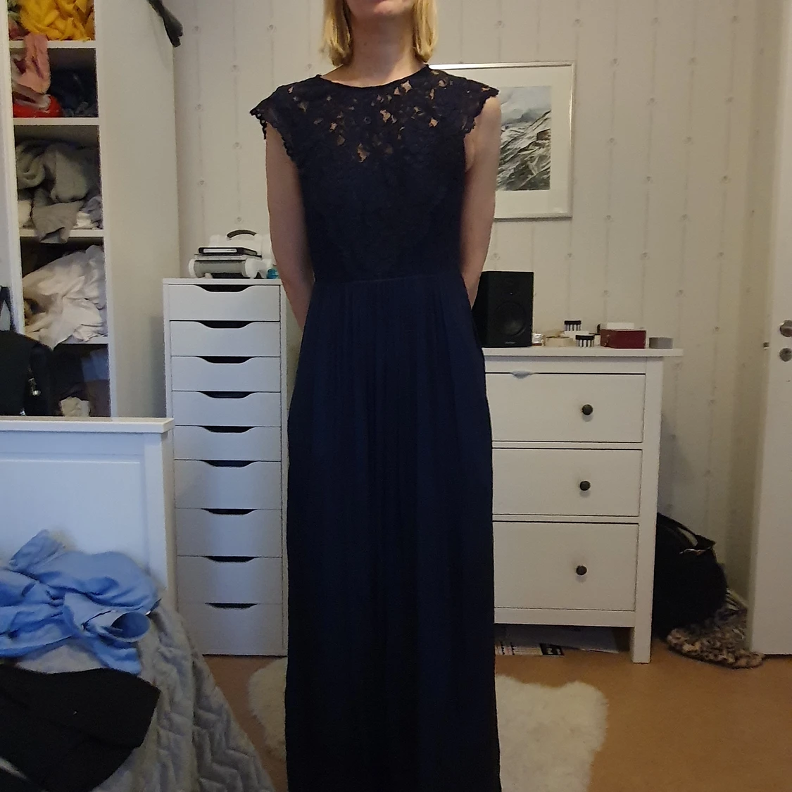 Mörkblå fest klänning storlek M 