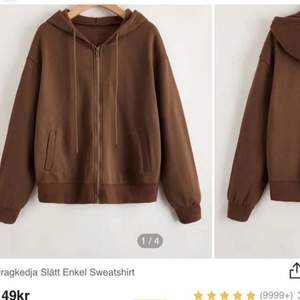 Säljer min bruna zip hoodie då den inte kommer till användning, köpt för 149 säljer för 85