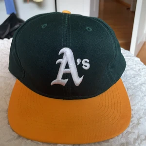 A’s keps - Keps som är förstor för mig och är i storlek one size. 