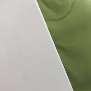 Lurvig neon grön tröja från Lindex  - Denna tröja är från Lindex och är i storlek 146/152 💚Tröja är ganska stor i storlek för jag som har xs/s kan ha den och den är väldigt skön och är använd ca 2 gånger. (Den kan ludda av sig på annat).❗️Köparen står för frakten❗️