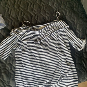 Blus - Säljer denna blus från H&M ❤️